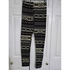 Silver brand juiniors small leggings.